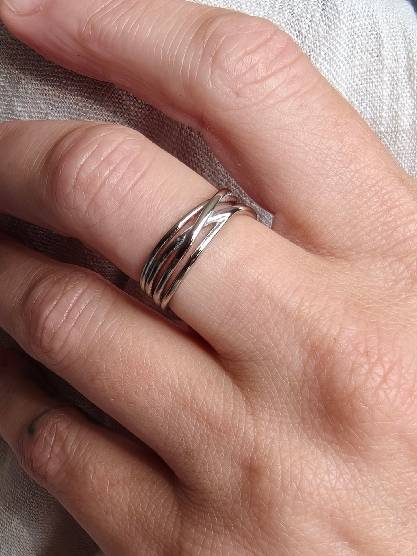 Multi-band open ring