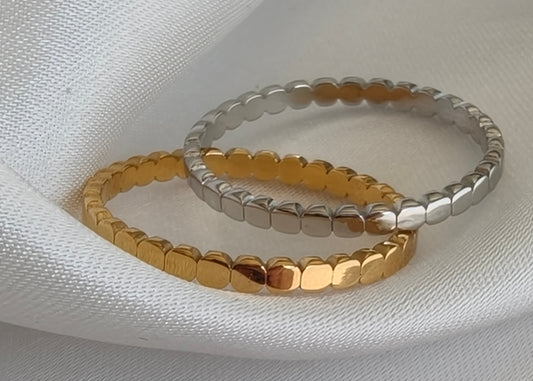 Scalloped Edged Ring